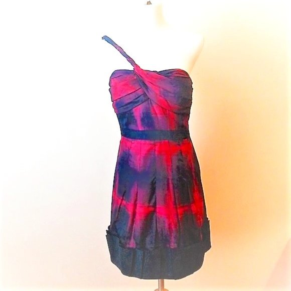 BCBG MaxAzria Red & Black Ombre Runway One-Shoulder Mini Dress - Size 2 - Picture 4 of 16